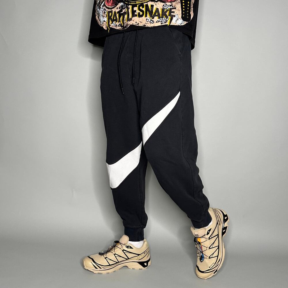 Vintage Y2K Nike Sweatpants Mens M Jet Black Large White Swoosh Cotton Joggers - Picture 2 of 5